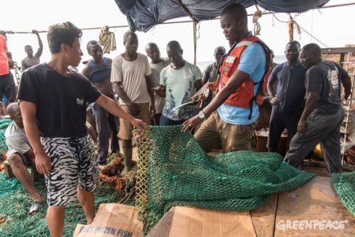La flotte de pêche chinoise, «nouveau pirate des mers» en Afrique de l'Ouest