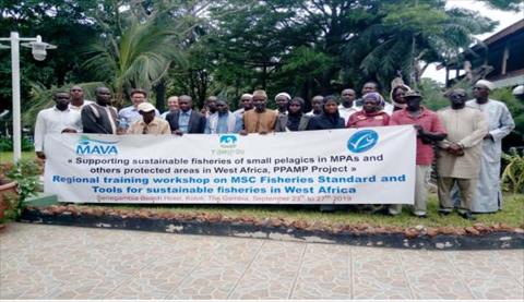 Gambia : Group photo MSC training on fisheries