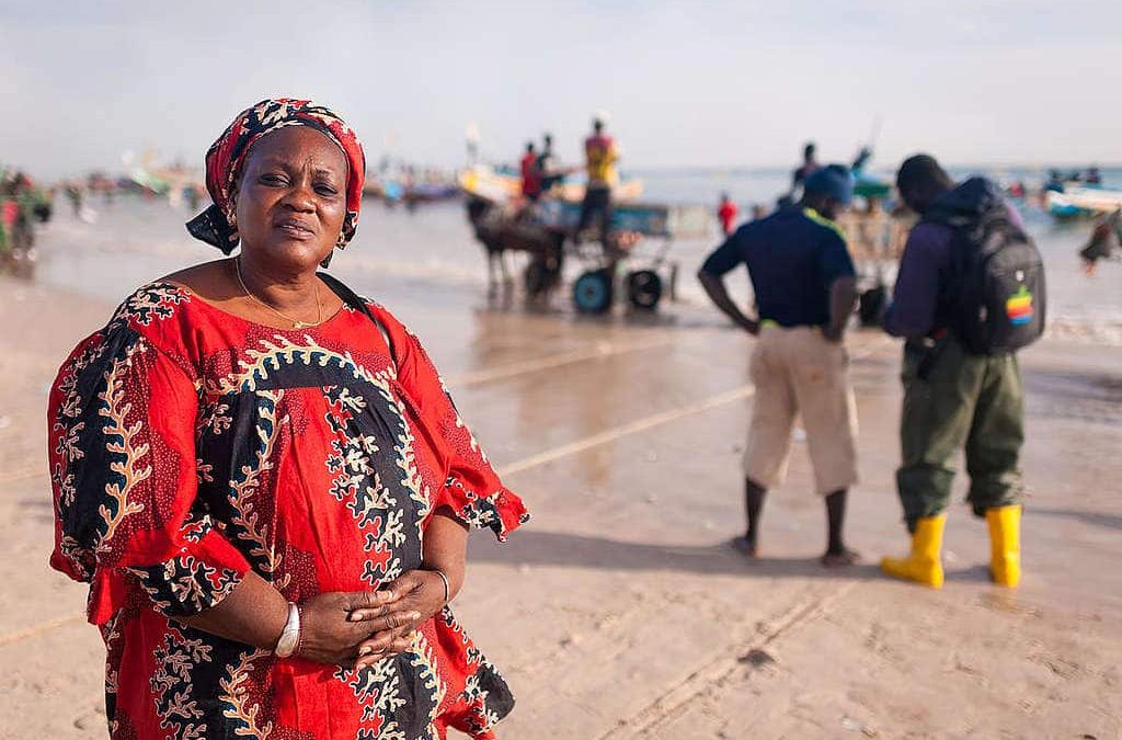 Fatou Samba, the president of of female fish processors from Khelcom. © Clément Tardif / Greenpeace
